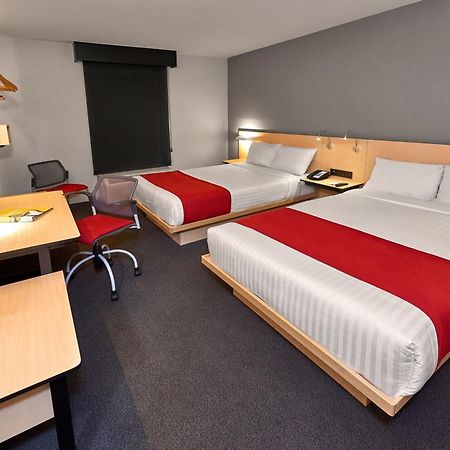 City Express By Marriott Toluca Extérieur photo
