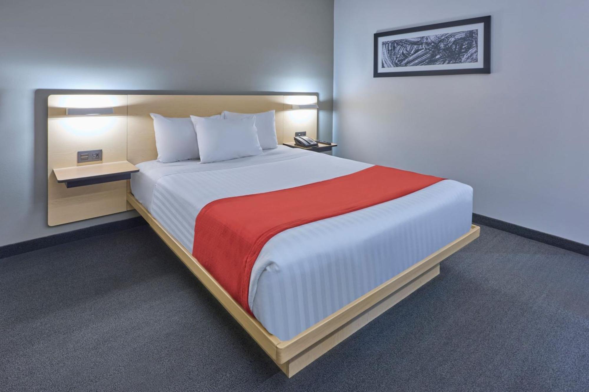 City Express By Marriott Toluca Extérieur photo