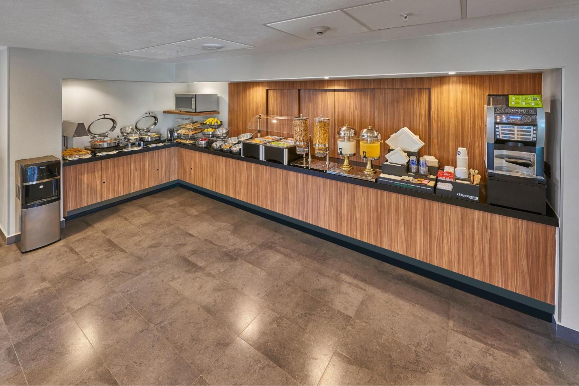 City Express By Marriott Toluca Extérieur photo